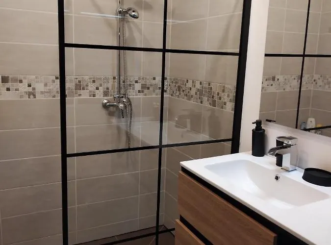 Happy Bed & Breakfast 4*